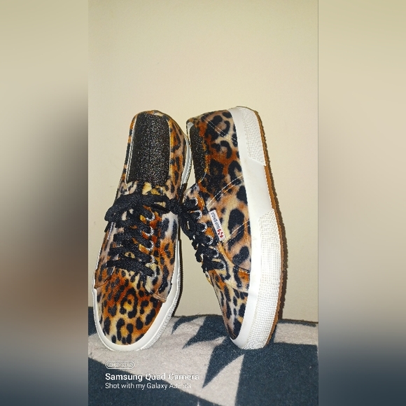 SUPERGA - Picture 1 of 4